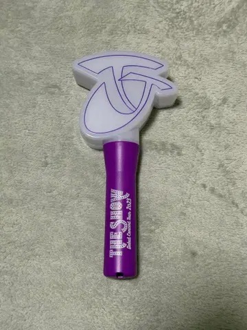 TravisJapan THE SHOW 2023 응원봉 보라색