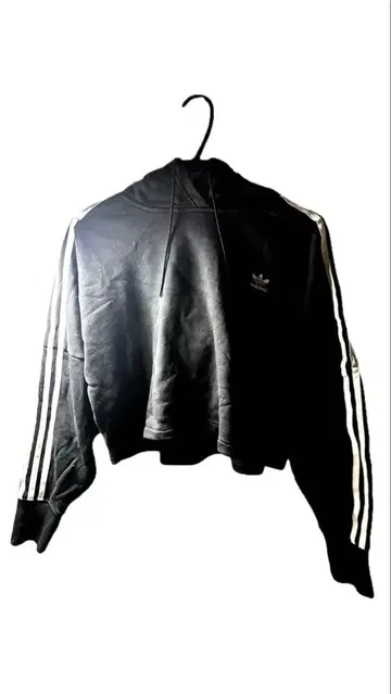 adidas 크롭 후드티