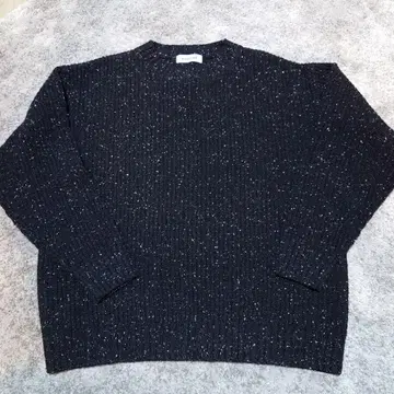 몽키타임 블랙 니트 스웨터