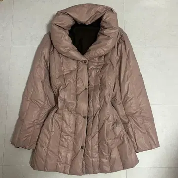 베이지 다운 자켓 리버서블 소재