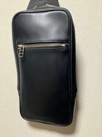 폴스미스 바디 백 가죽 블랙