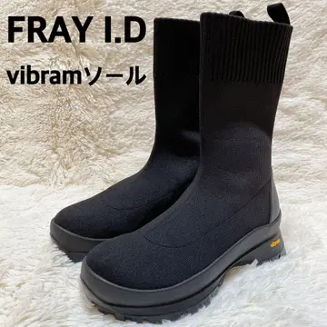 컨디션 최상 24AW FRAY I.D vibram 밑창 니트 숏부츠 블랙