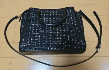 MARSLY 트위드 플랩 백 ( Black )