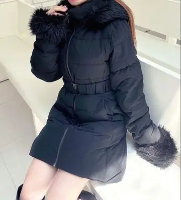 RESEXXY 다운 코트 블랙