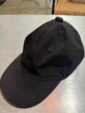 UNTRACE (6PANEL CAP)