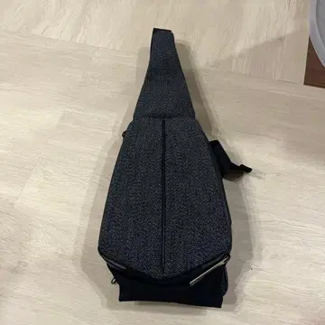 언미터 프로덕션즈 UM_0034 ThreeSpaceBodyBag