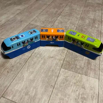 프라레일 몬스터즈 잉크 & 니모 모노레일 차량