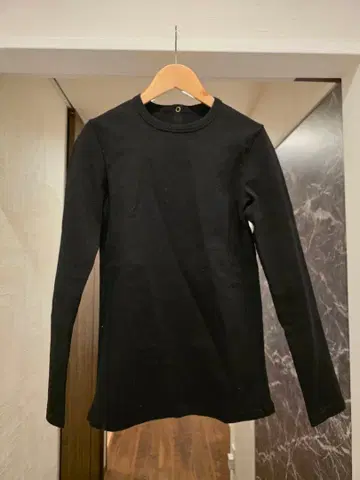 sorm'86 블랙 긴팔 티셔츠 버튼 포함 Aresense