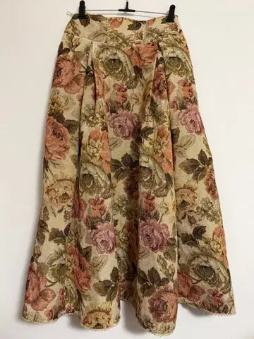 시마무라 x 쿠루미 씨 노엘 드 메모와르 고블랑풍 스커트 3L