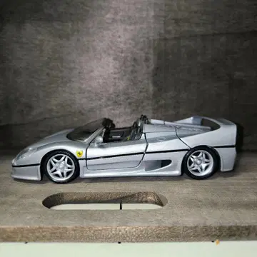 Maisto 1/24 페라리 F50 실버