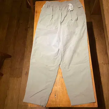 로즈마리 (만넨로) NYRON HARVEST TRAINER 사이즈 1