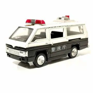 다이아펫트 1/35 도요타 하이 에이스 순찰차 바 라이트 포함 일본제