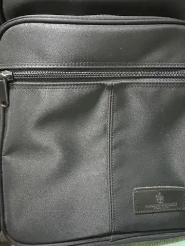 블랙 나일론 숄더백