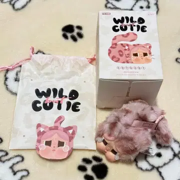 CRY BABY 핑크 wild but cutie