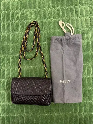 BALLY 블랙 가죽 숄더백