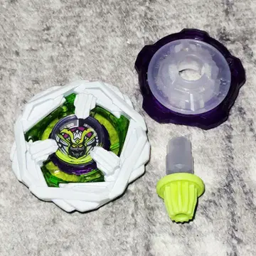 새상품 베이블레이드X 사무라이 스틸 메탈 코트 화이트 한정판