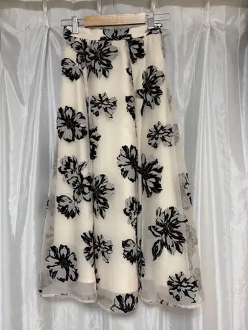 플라워 프린트 플레어 스커트