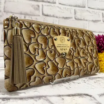 컨디션 최상 아타오 장지갑 해피 샤워 하트 올 패턴 해피 비트로 플리마켓