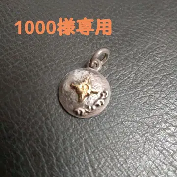 퍼스트 애로우즈 펜던트