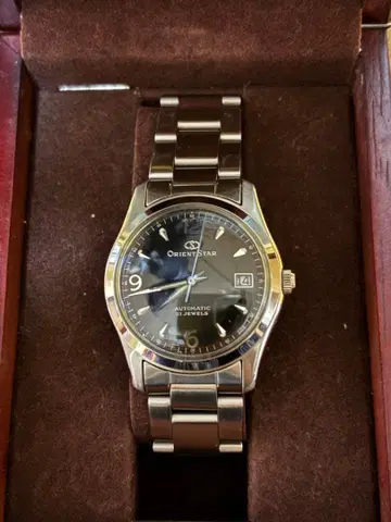 ORIENT STAR 자동 와인딩 블랙 다이얼