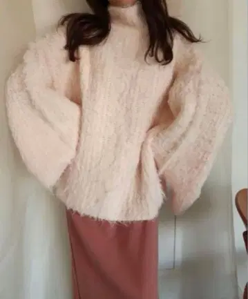 라이트 핑크 오버사이즈 니트 스웨터