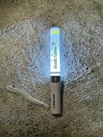 FRUITS ZIPPER 응원봉