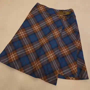 THE SCOTCH HOUSE 체크 무늬 스커트 벨트 포함 브라운