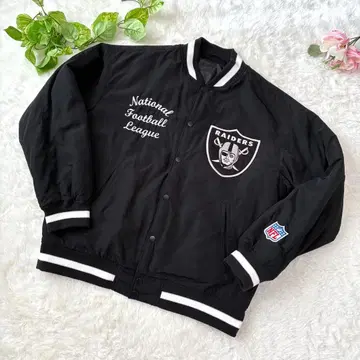 사이즈 XL GU RAIDERS 콜라보 바시티 자켓 NFL