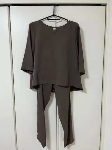 TRUDEA 다크 브라운 셋업 9호