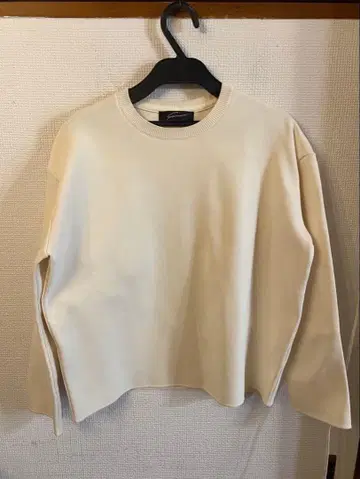 스터링 루어 아모사 풀오버 화이트