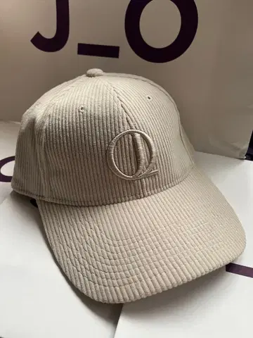 JANTJE_ONTEMBAAR 얀체 온템바르 코듀로이 캡