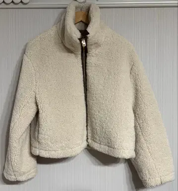 [ 새상품급 ] 크림색 보아 자켓 숏 기장