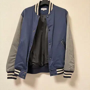 네이비 그레이 바시티 자켓