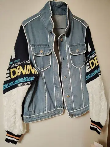 여성용 점퍼입니다