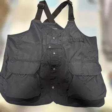 gu active 윈드프루프 멀티 포켓 릴랙스 핏 베스트 미사용