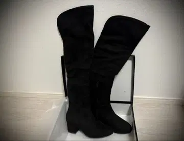 [새상품] 블랙 스웨이드 니하이 부츠