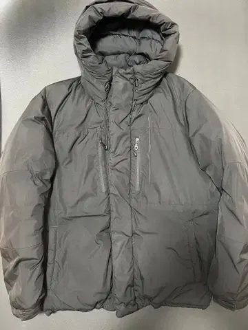 그레이 다운 자켓 후드 부착