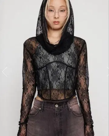 [ SEIRA x LAGUA ] LACE HOODIE BLACK