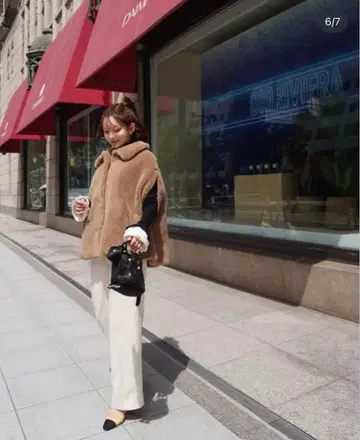 HYEON 테디 케이프 코트 카멜