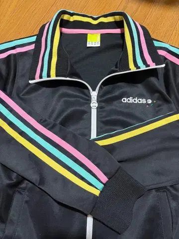아디다스 트랙 자켓 스톤 포함 컬러풀