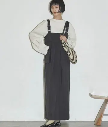 THE YOn 더블 아웃 포켓 오버롤 스커트