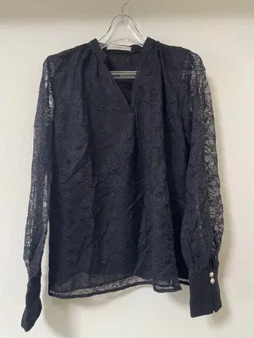 [ 미사용 새상품 ] 핑키앤다이안 레이스 상의