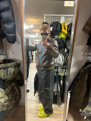 광택 다운 자켓 짧은 기장 지퍼 y2k 00s 헤이세이 갸루