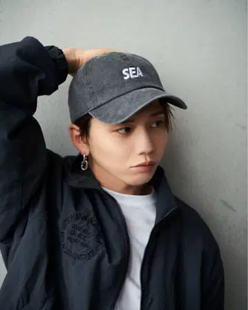 Da-ice x WIND AND SEA 캡