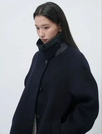 GENERAL IDEA 울 발마칸 하프 코트 네이비