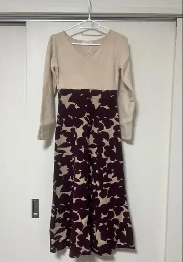 PROPORTION BODY DRESSING 꽃무늬 니트 원피스