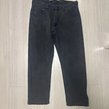 Wrangler 블랙 스트레이트 데님