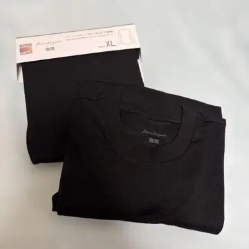 미사용 새상품 유니클로 UNIQLO 마메쿠로구치 히트텍 T셔츠