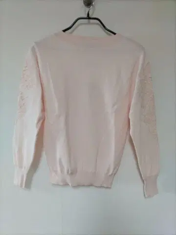 새상품 택 포함 쿠 드 샹스 긴팔 티셔츠 사이즈 M