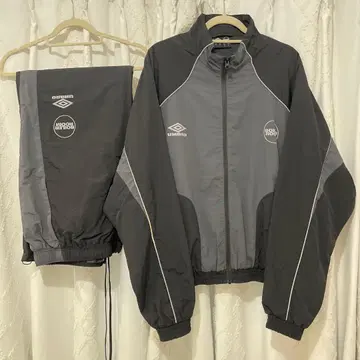 Umbro x Boiler Room 콜라보 나일론 트랙 셋업